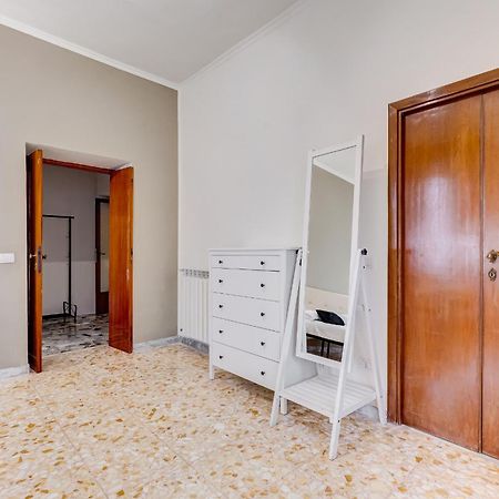 Vivilo Collection - San Vito View Apartment - 3 Bdr 2 Baths Рим Екстер'єр фото