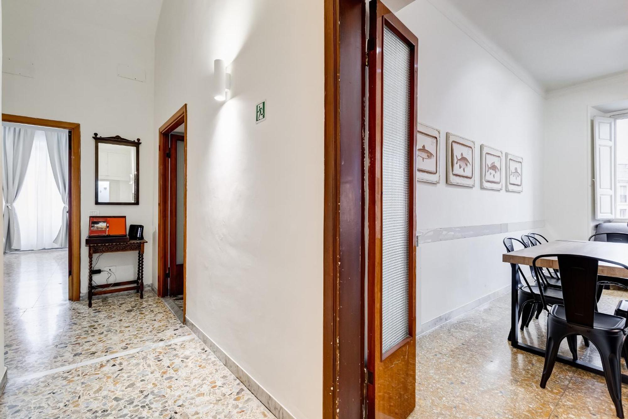 Vivilo Collection - San Vito View Apartment - 3 Bdr 2 Baths Рим Екстер'єр фото
