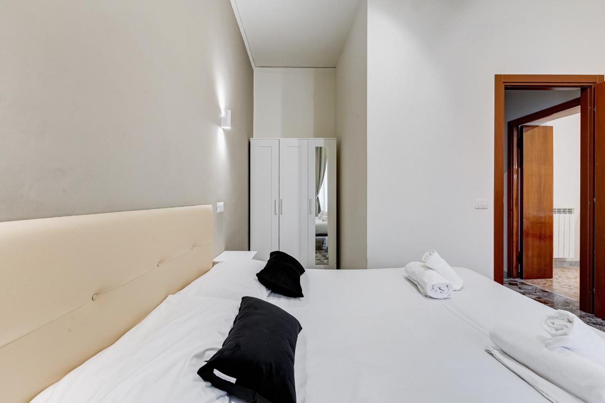 Vivilo Collection - San Vito View Apartment - 3 Bdr 2 Baths Рим Екстер'єр фото