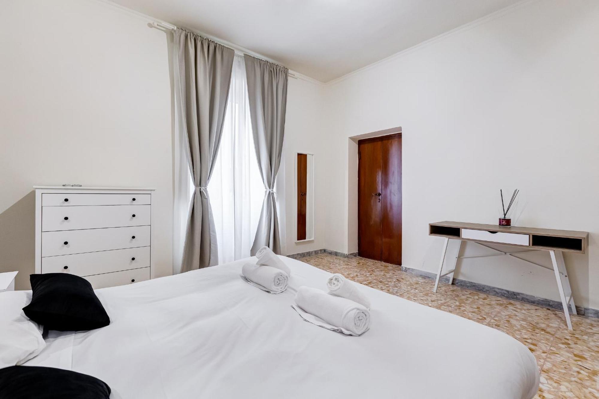 Vivilo Collection - San Vito View Apartment - 3 Bdr 2 Baths Рим Екстер'єр фото
