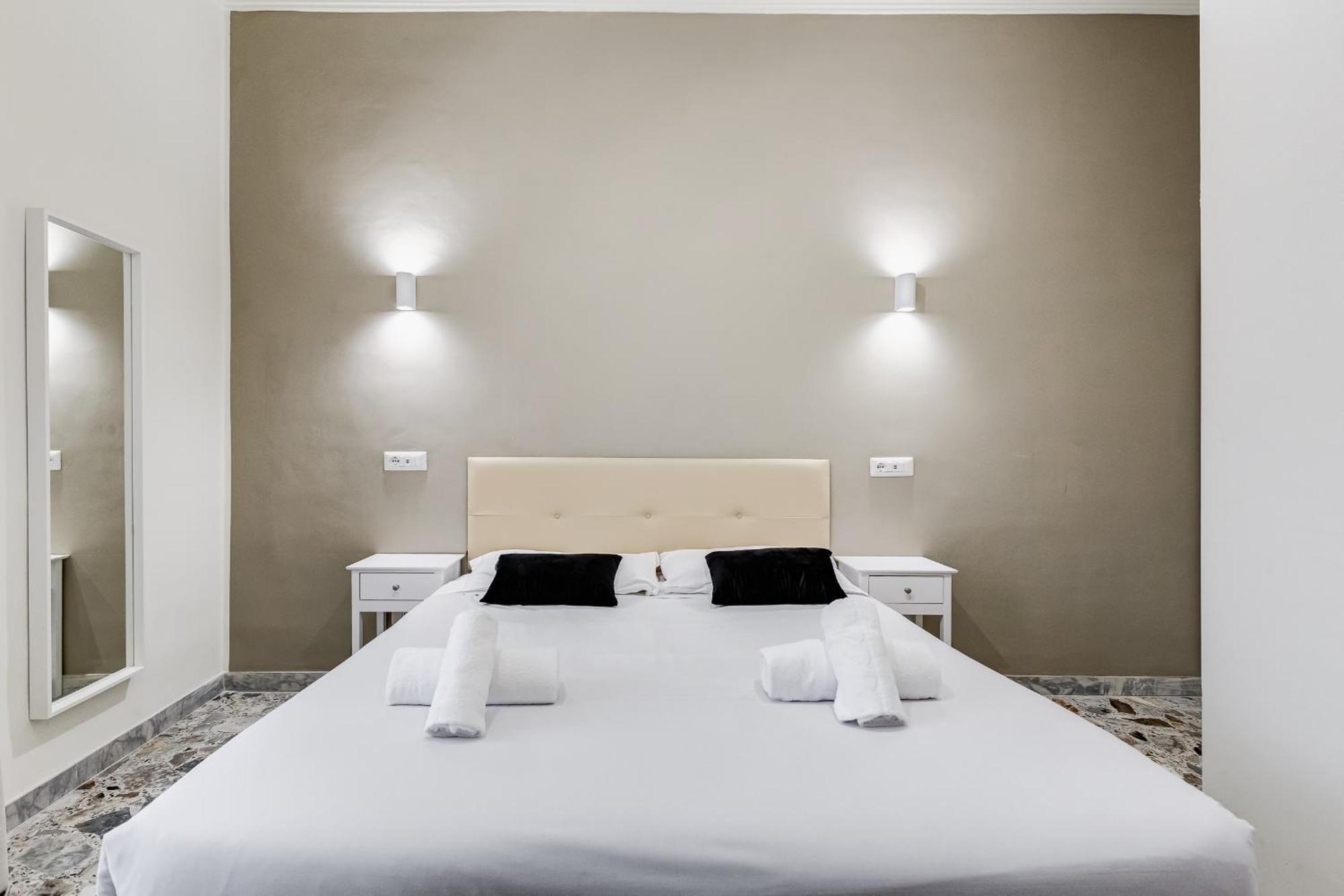 Vivilo Collection - San Vito View Apartment - 3 Bdr 2 Baths Рим Екстер'єр фото